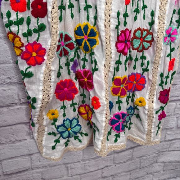 Momo for Free People Embroidered Kaftan One Size White Floral Crochet Silk - Picture 3 of 6